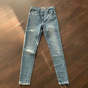 Levi’s Premium High-Rise Mile High Jeans